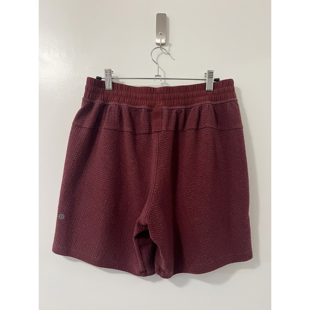 Lululemon Textured Training Sweatshirt & Shorts Set - Men's Burgundy Size Medium - Picture 9 of 11